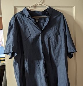 Men's short sleeve dress shirt